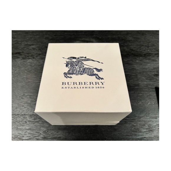 Burberry Black Leather Wrap Watch - Picture 2 of 12